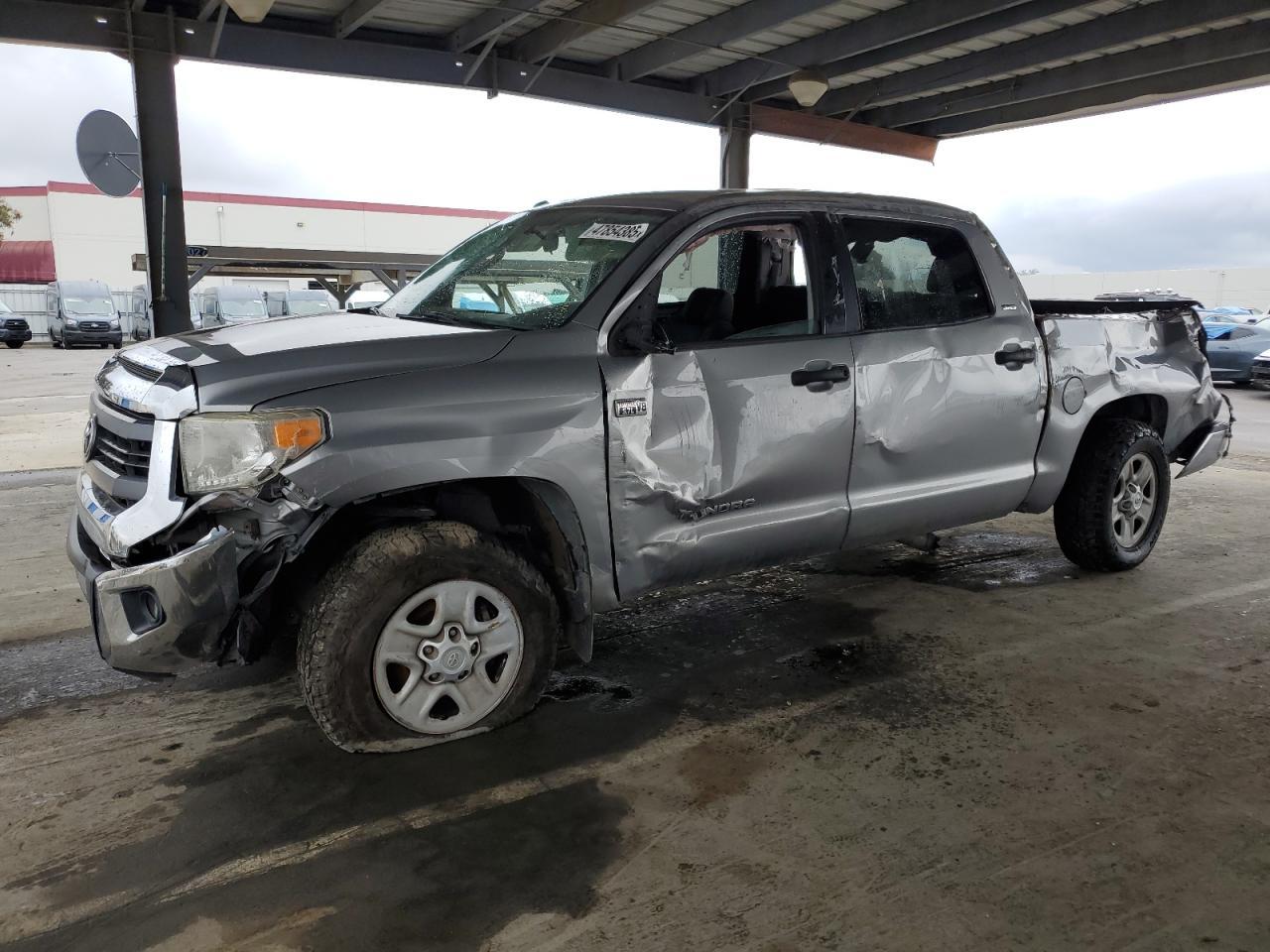 2015 TOYOTA TUNDRA CRE