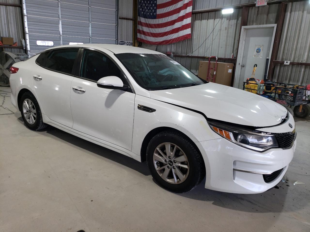 2016 KIA OPTIMA LX - Image 4