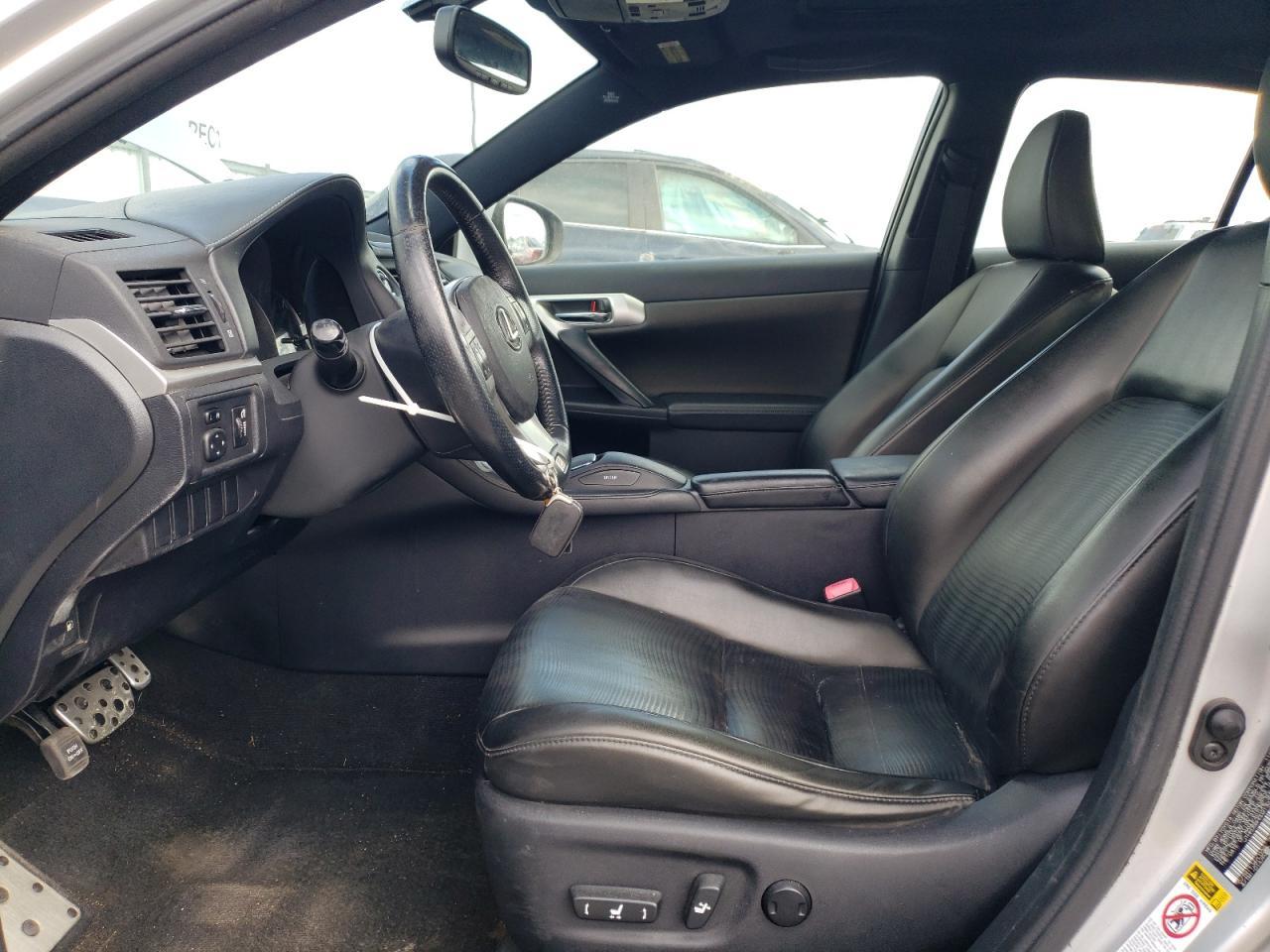 2013 LEXUS CT 200 - Image 7