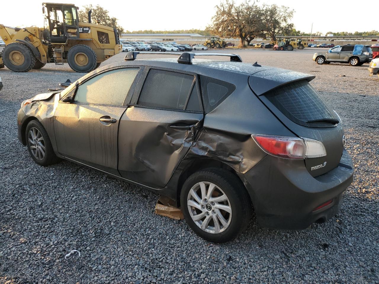 2013 MAZDA 3 I - Фото 2