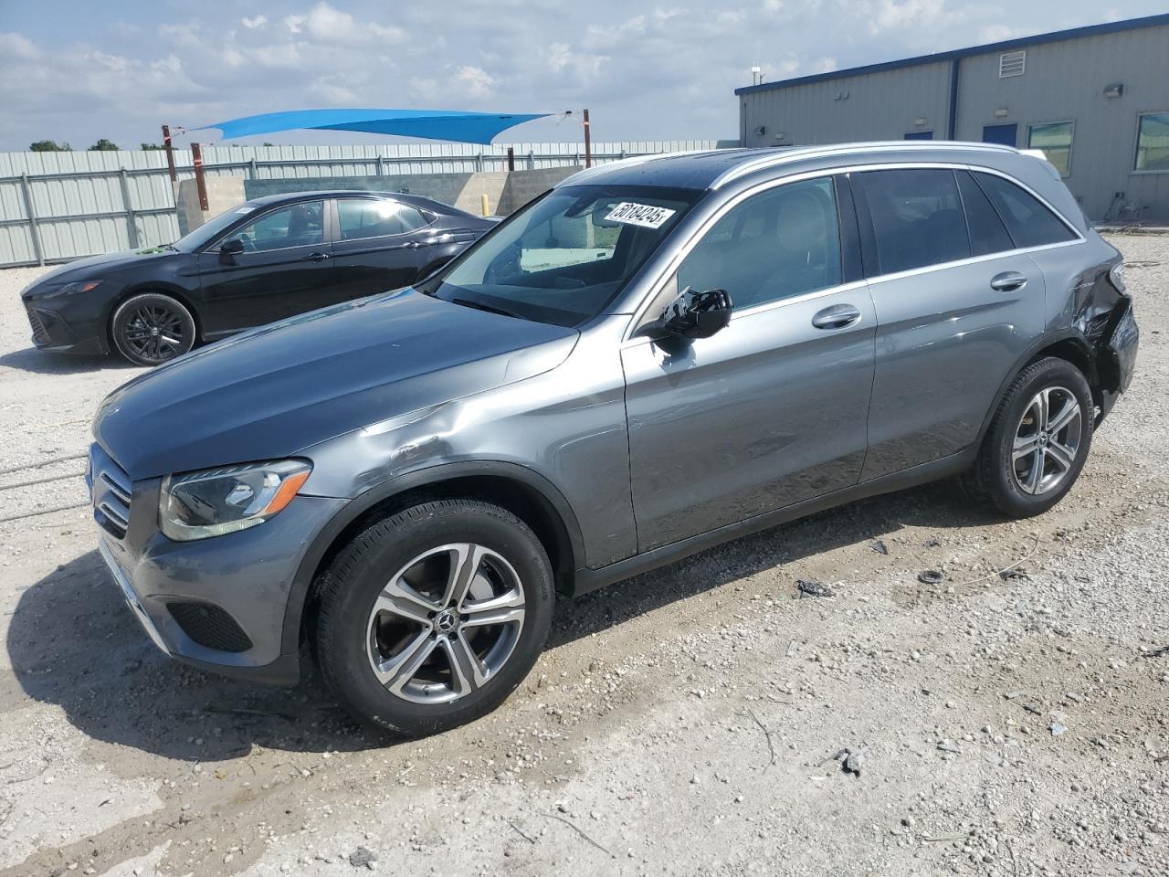 2019 MERCEDES-BENZ GLC 300