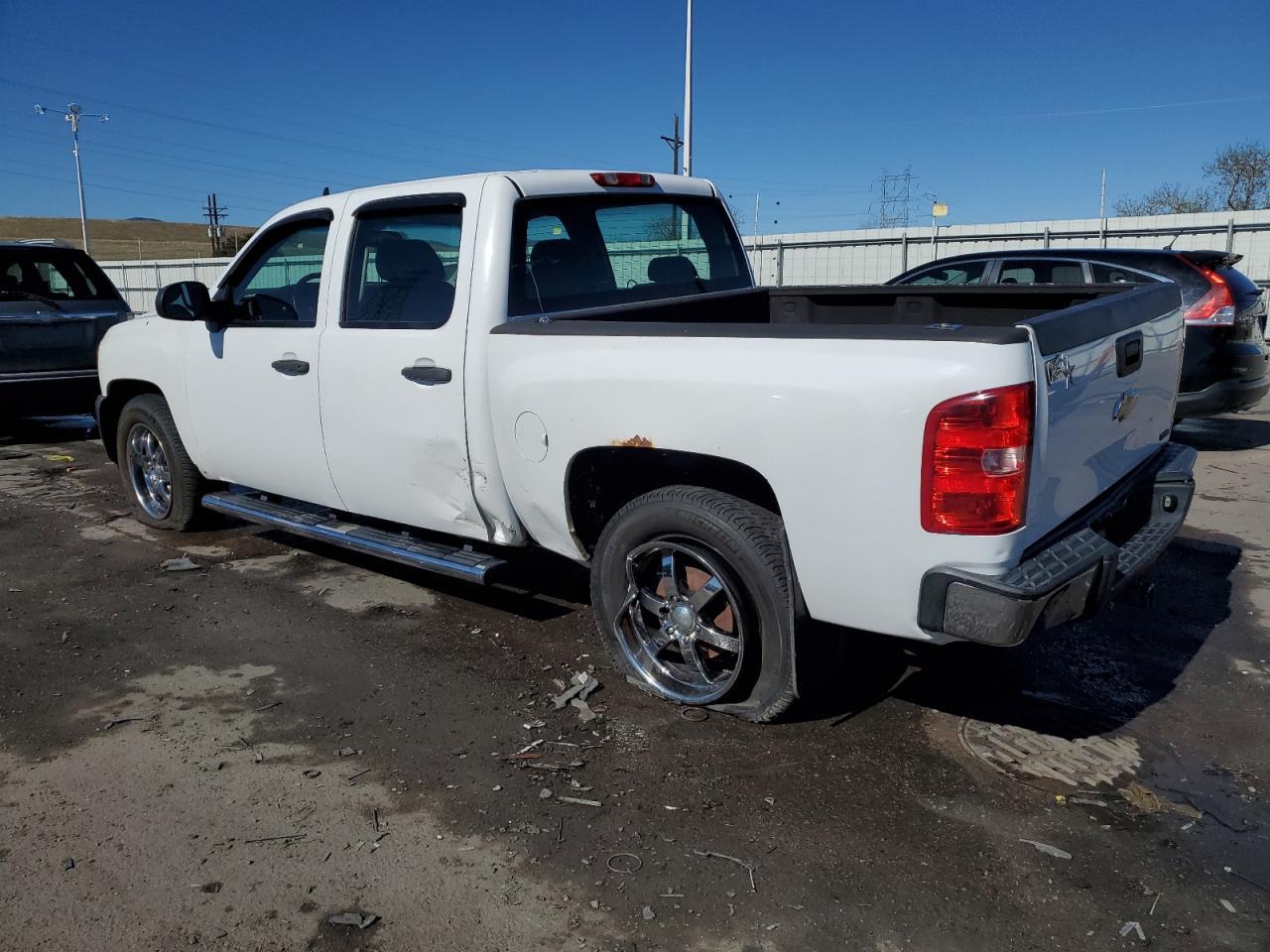 2013 CHEVROLET SILVERADO - Фото 2