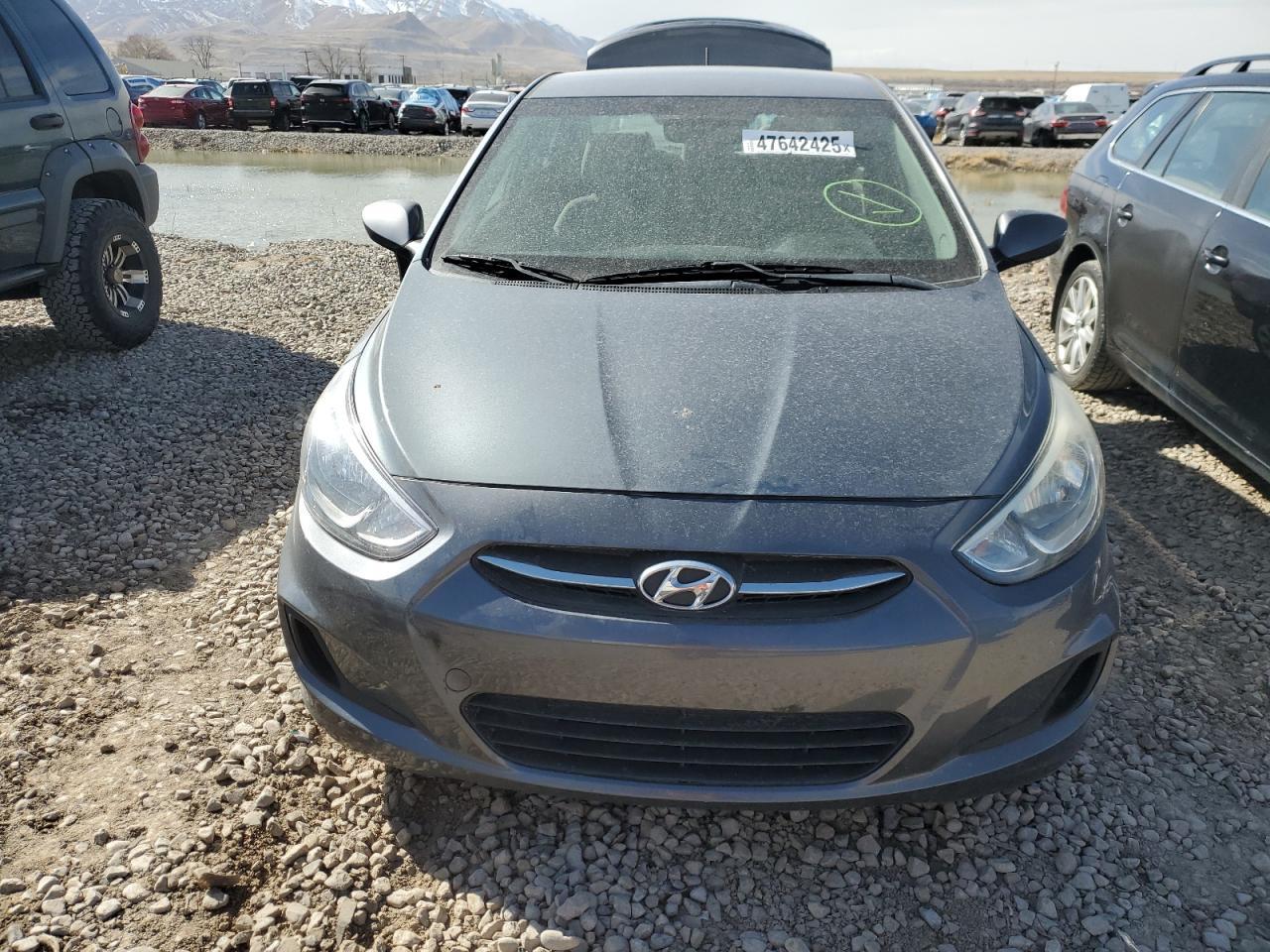 2017 HYUNDAI ACCENT SE - Image 5