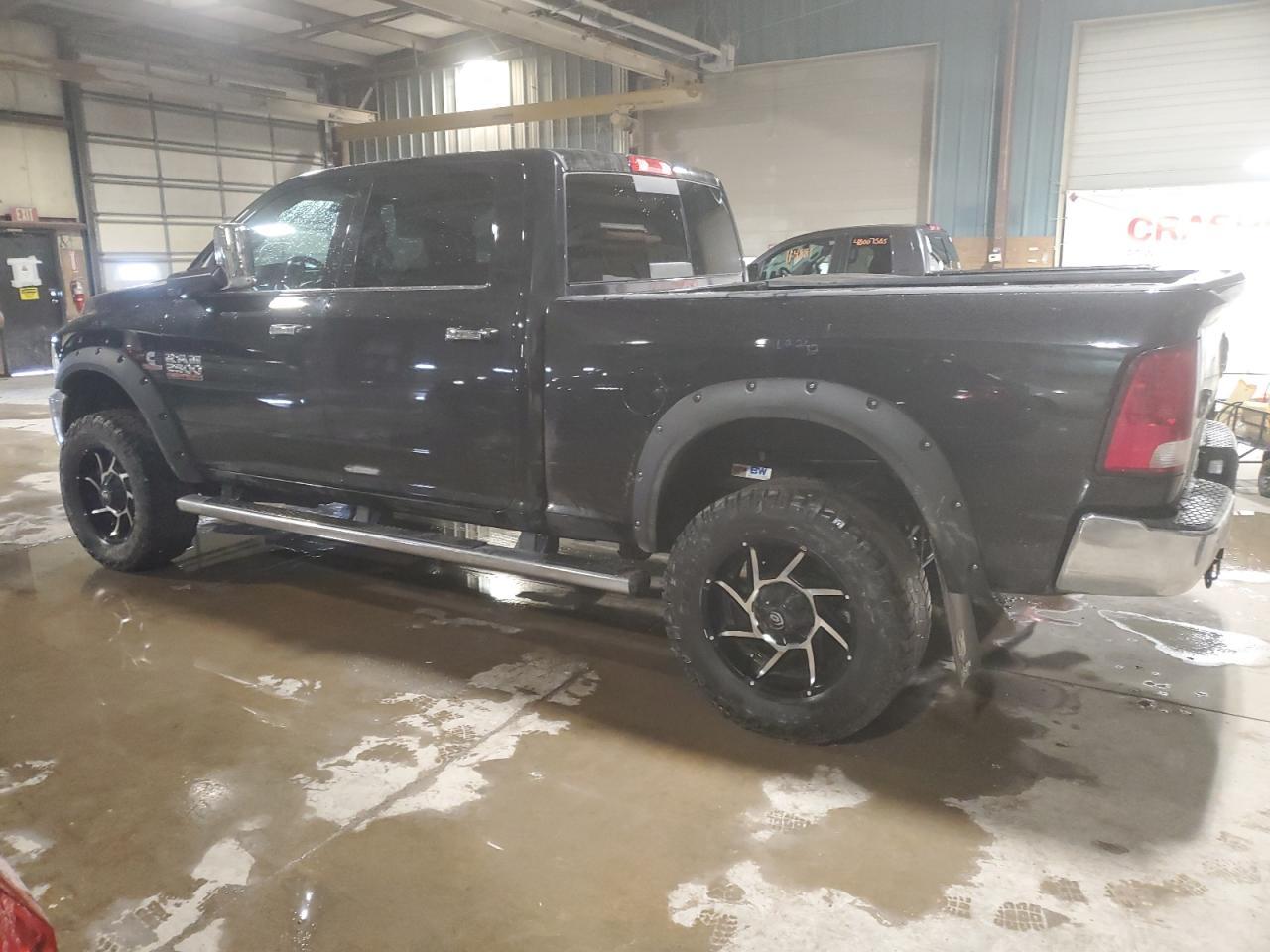 2018 RAM 2500 SLT - Image 2