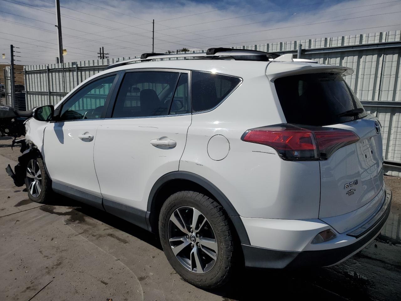 2017 TOYOTA RAV4 XLE - Image 2