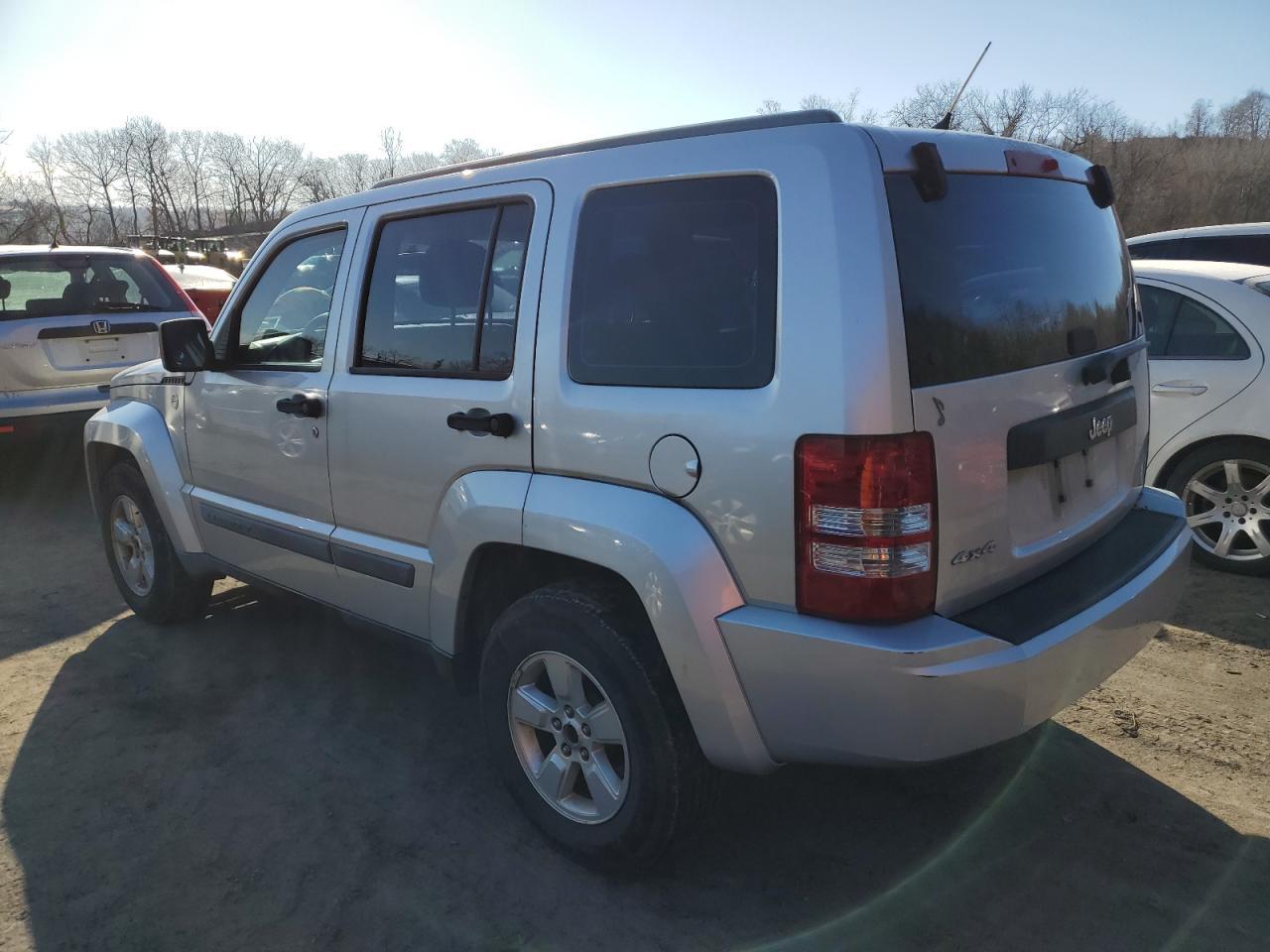 2012 JEEP LIBERTY SP - Image 2