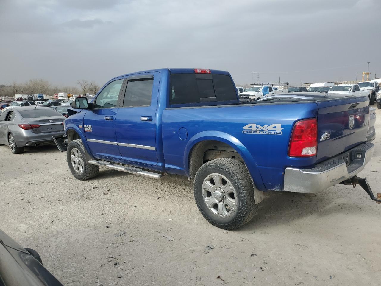 2017 RAM 2500 SLT - Image 2
