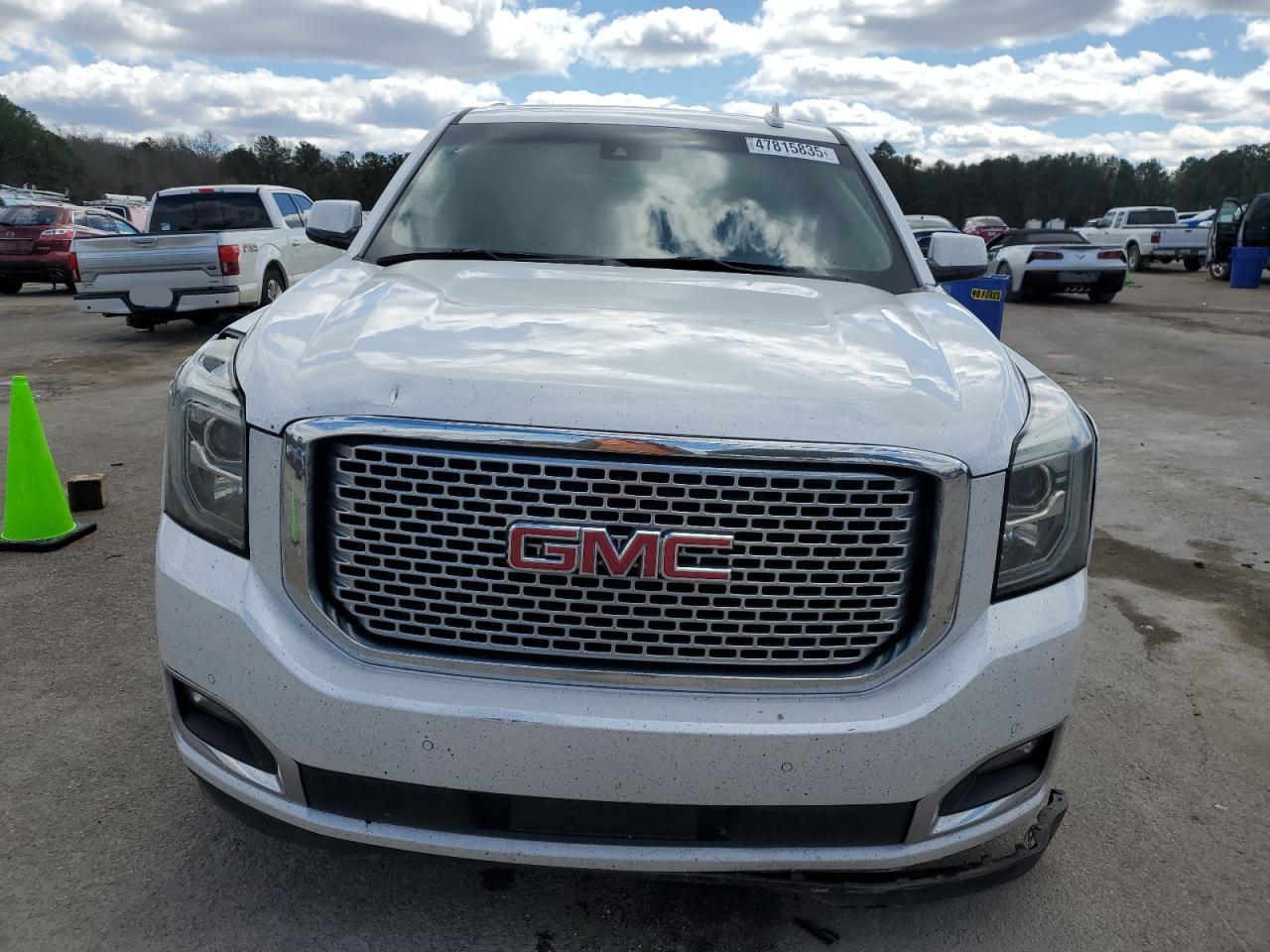 2016 GMC YUKON DENA - Фото 5