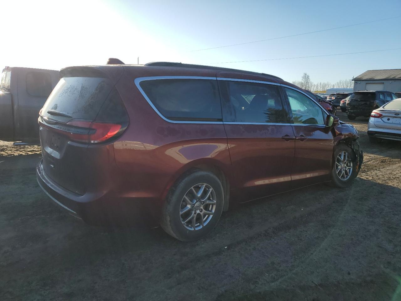 2022 CHRYSLER PACIFICA T - Image 3