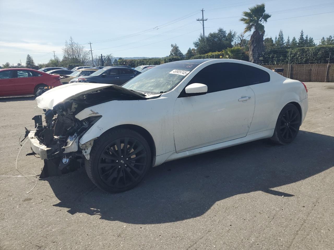 2011 INFINITI G37 BASE