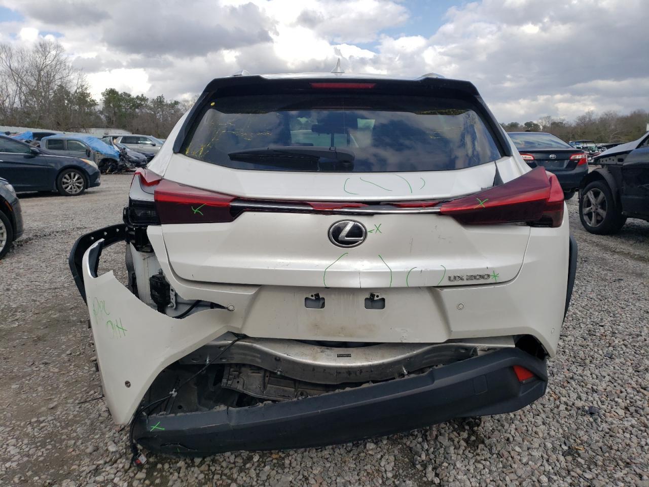 2022 LEXUS UX 200 BAS - Image 6