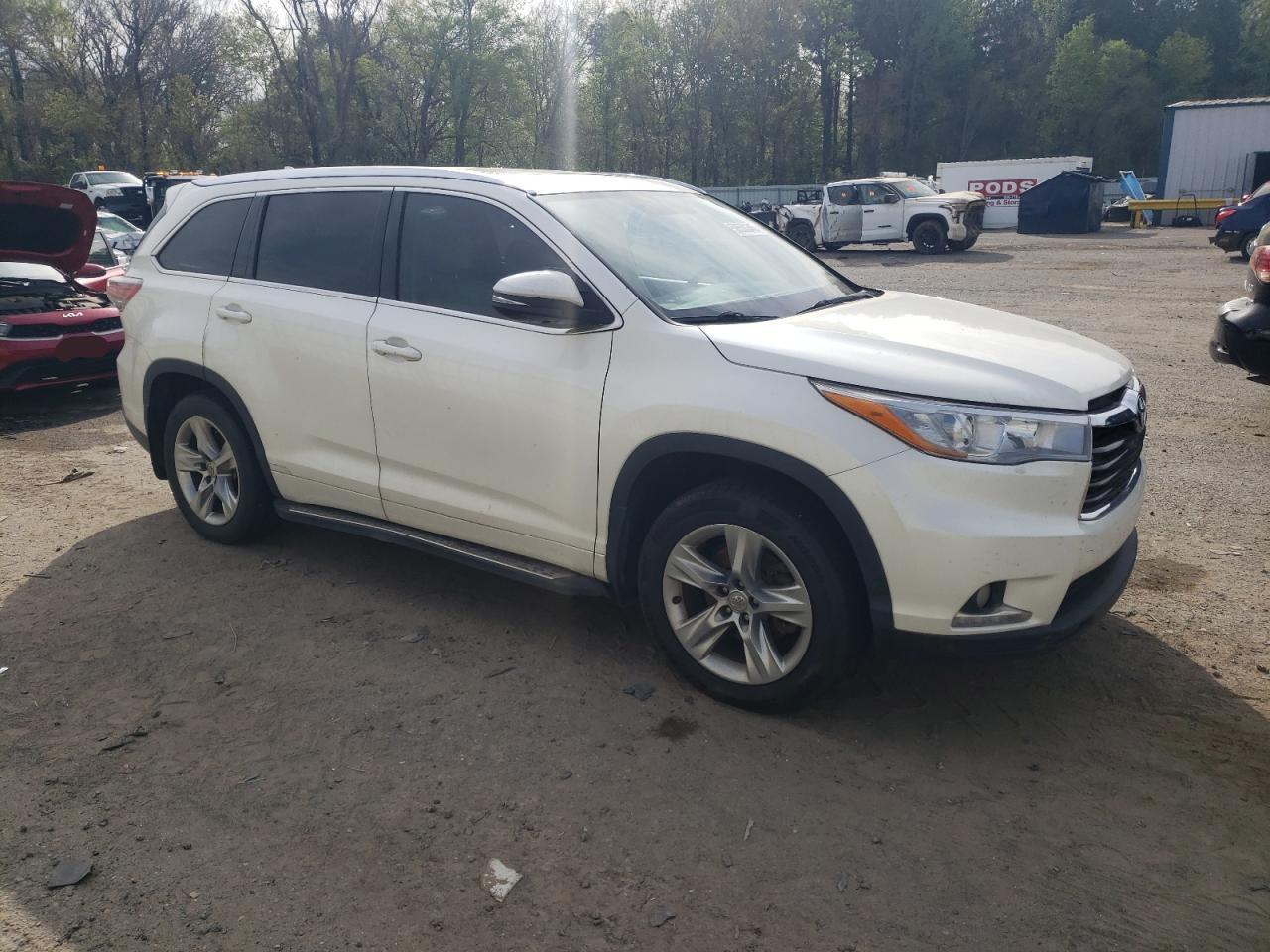 2015 TOYOTA HIGHLANDER - Фото 4