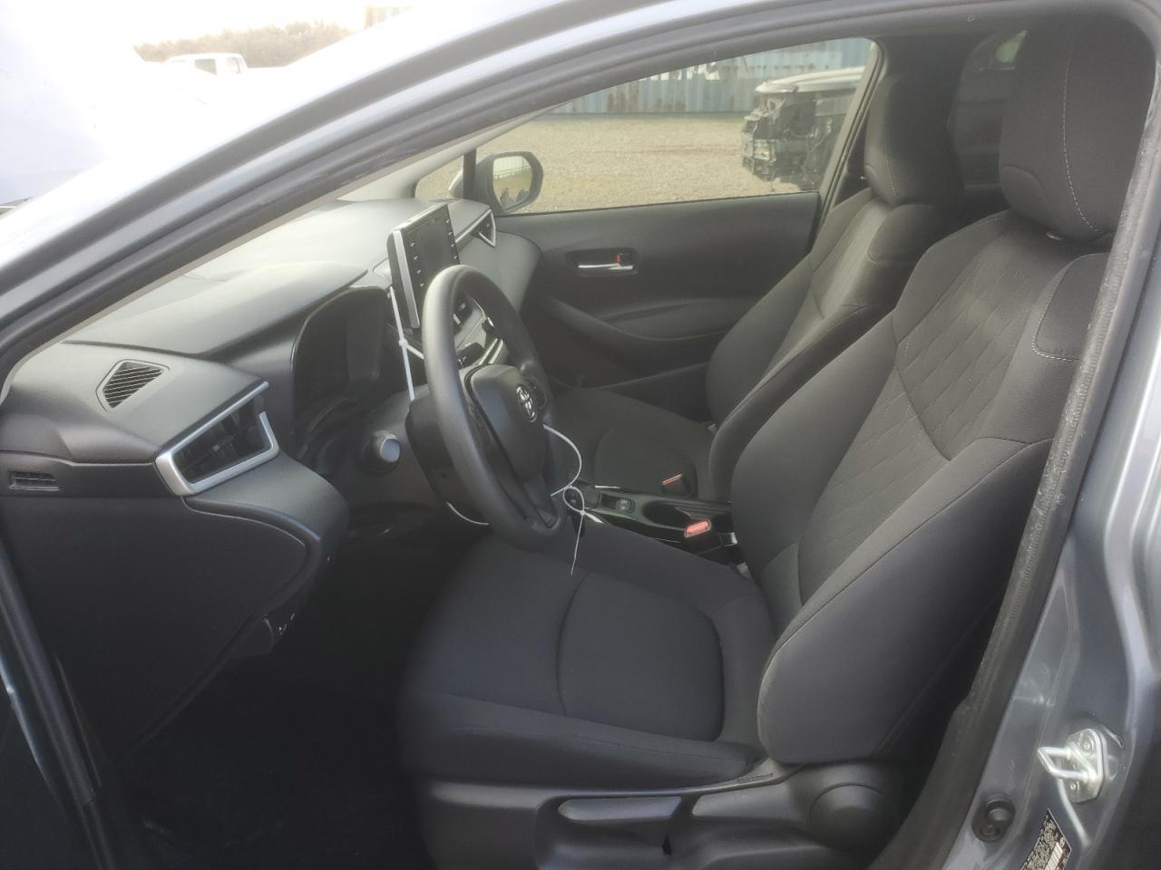 2020 TOYOTA COROLLA LE - Фото 7