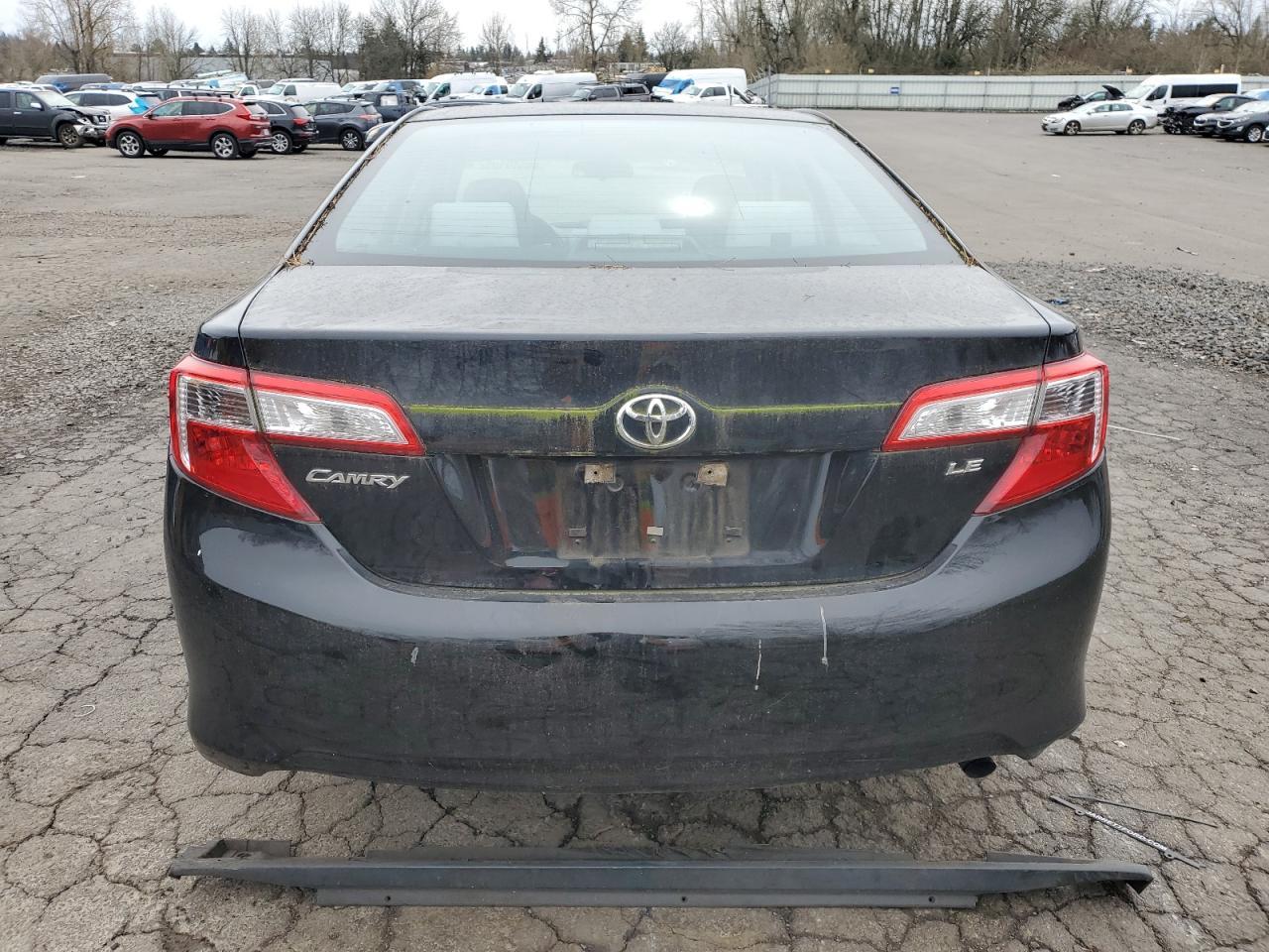 2014 TOYOTA CAMRY L - Image 6