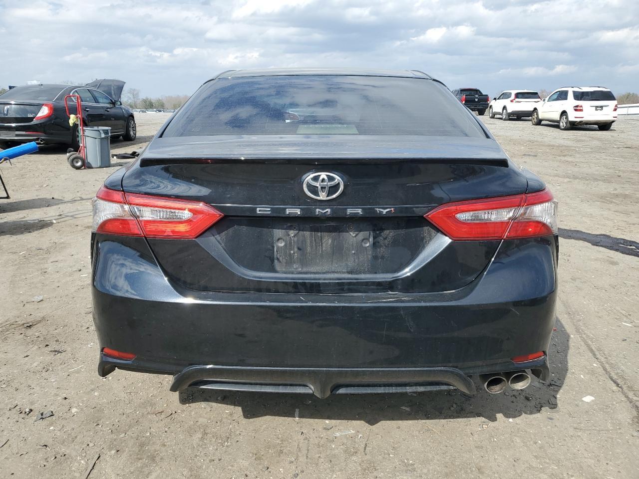 2018 TOYOTA CAMRY L - Image 6