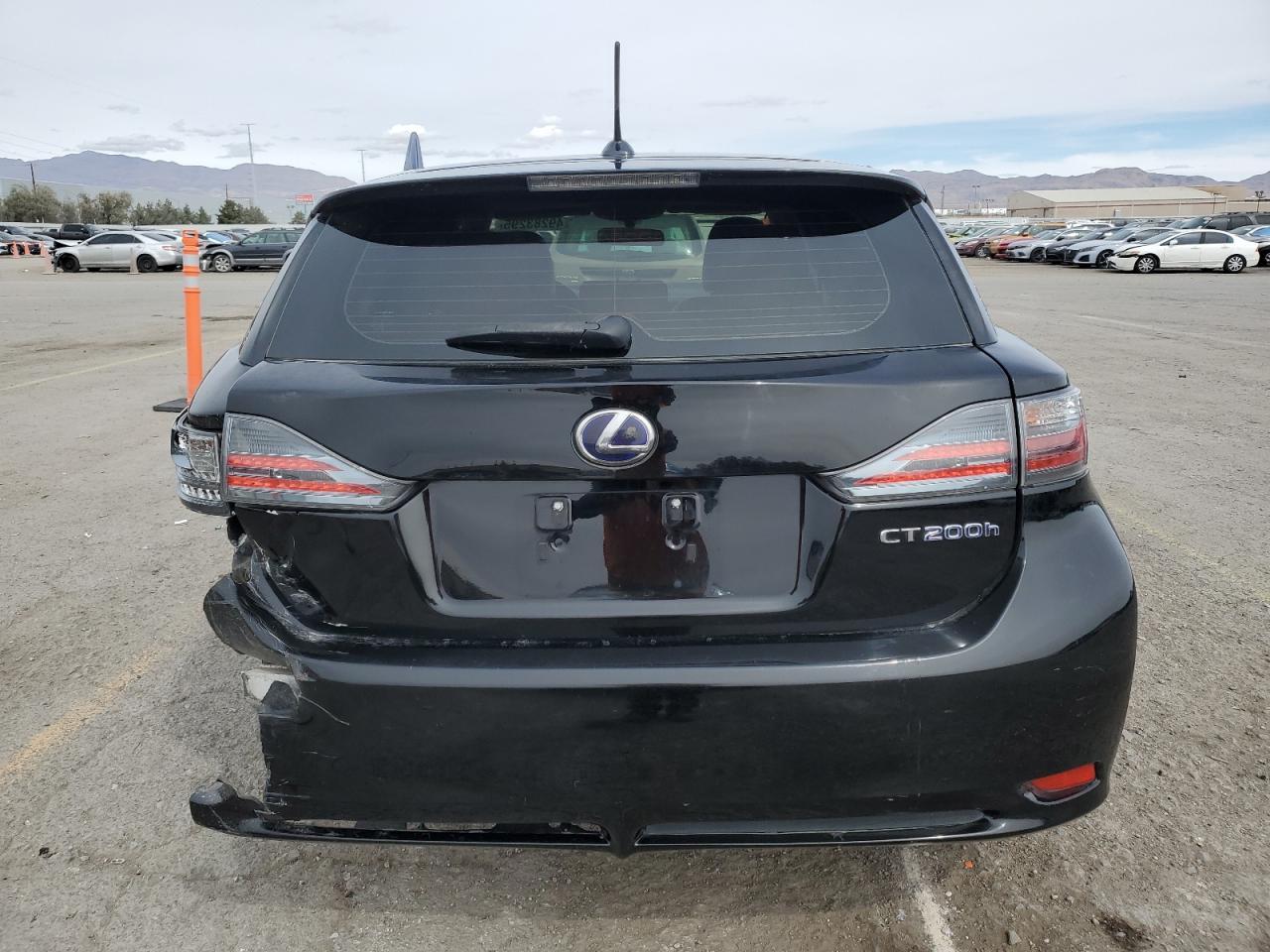 2013 LEXUS CT 200 - Фото 6