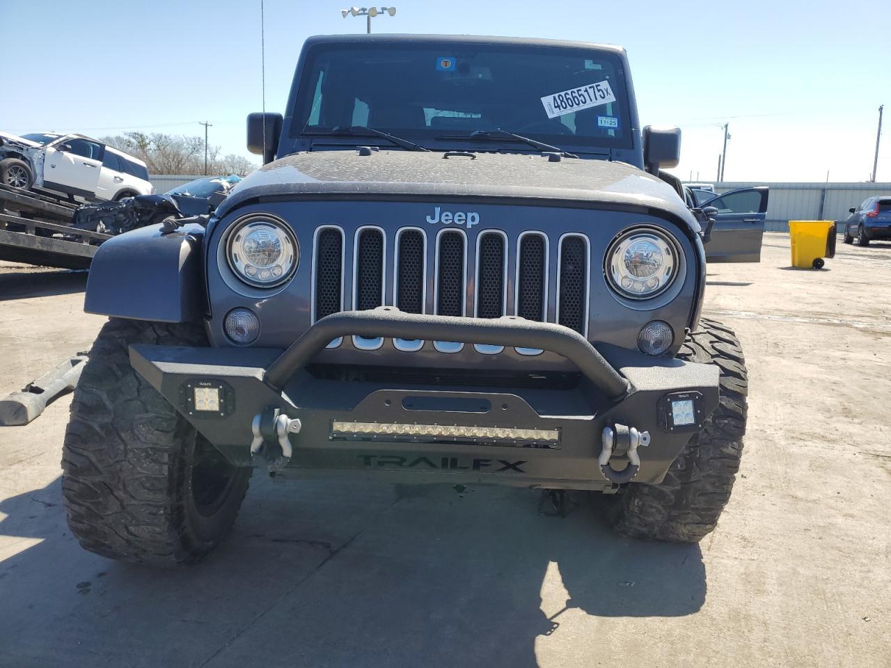 2017 JEEP WRANGLER U - Image 5
