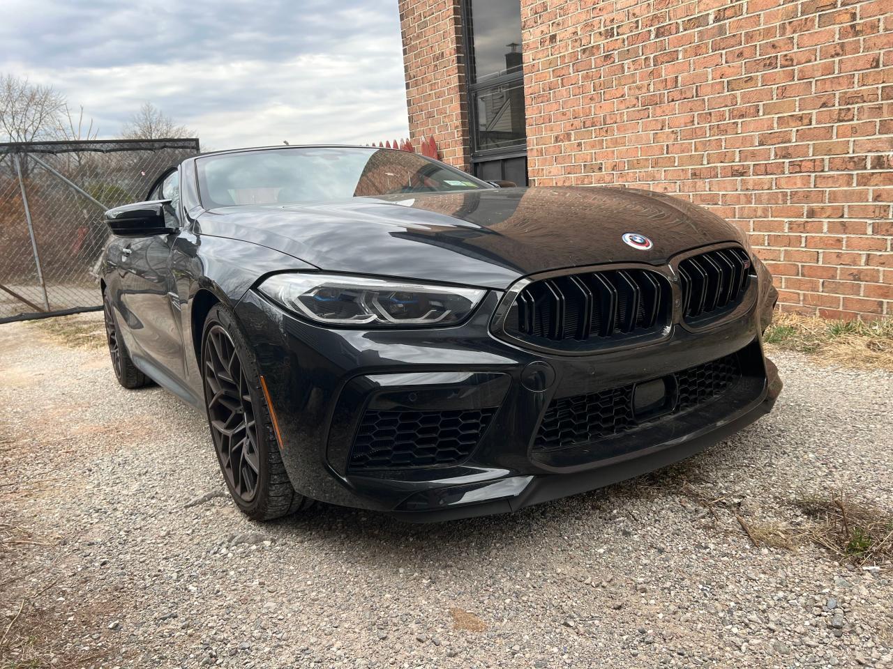 2023 BMW M8 - Фото 2