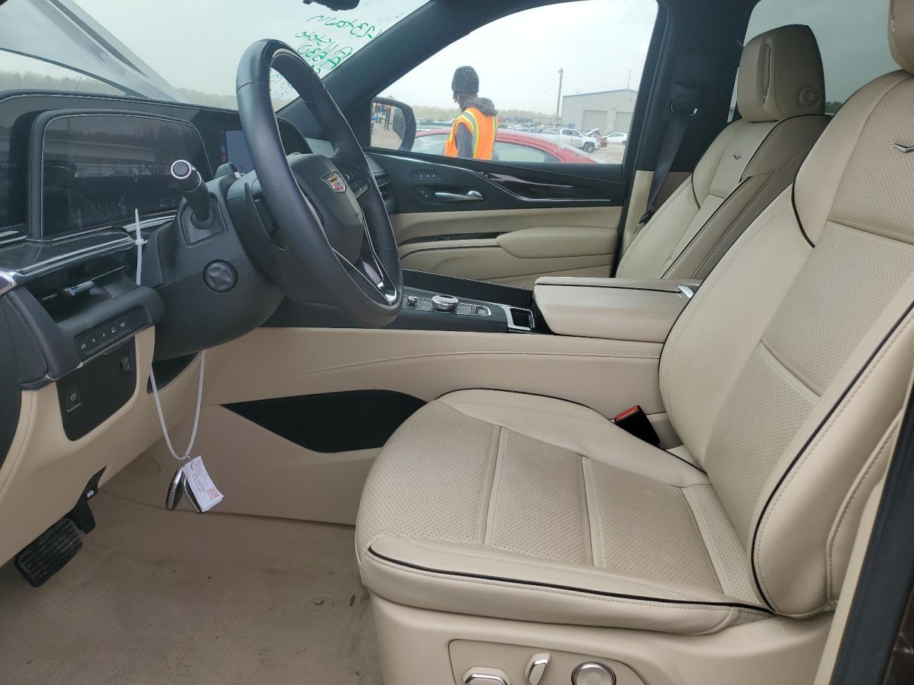 2023 CADILLAC ESCALADE E - Фото 7