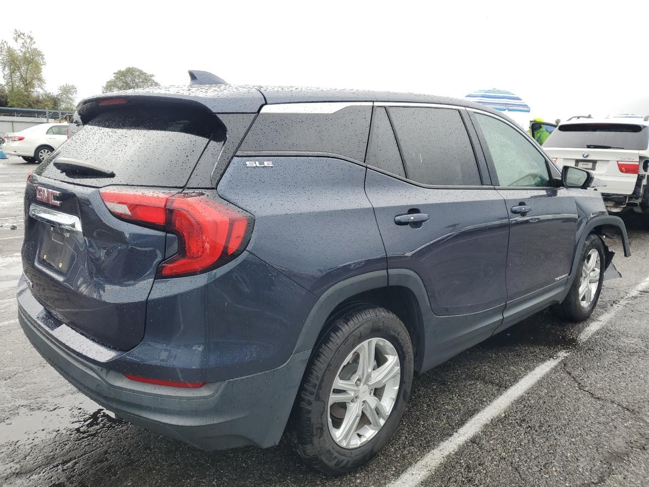 2019 GMC TERRAIN SL - Image 3