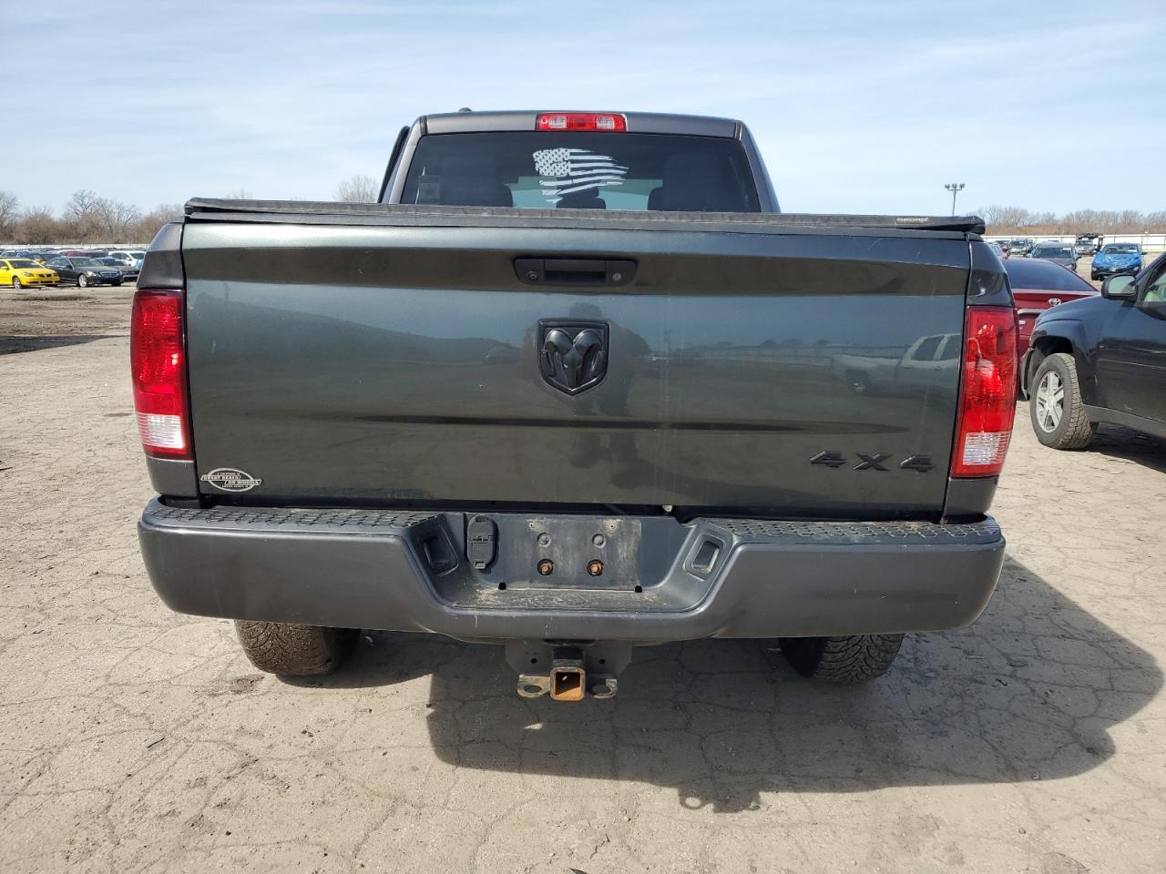 2014 RAM 1500 ST - Image 6