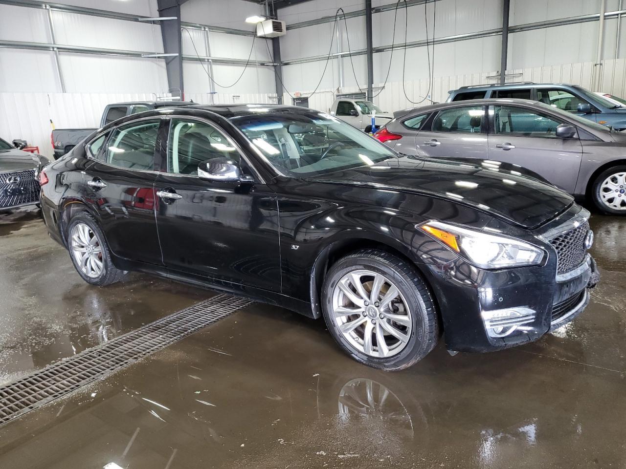 2015 INFINITI Q70 3.7 - Image 4