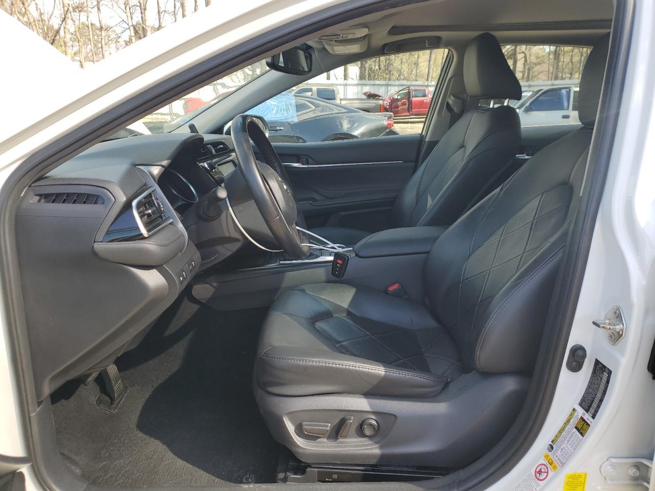2018 TOYOTA CAMRY L - Фото 7