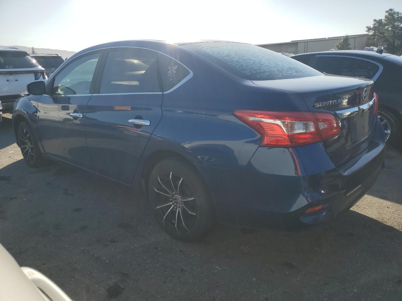 2017 NISSAN SENTRA S - Фото 2