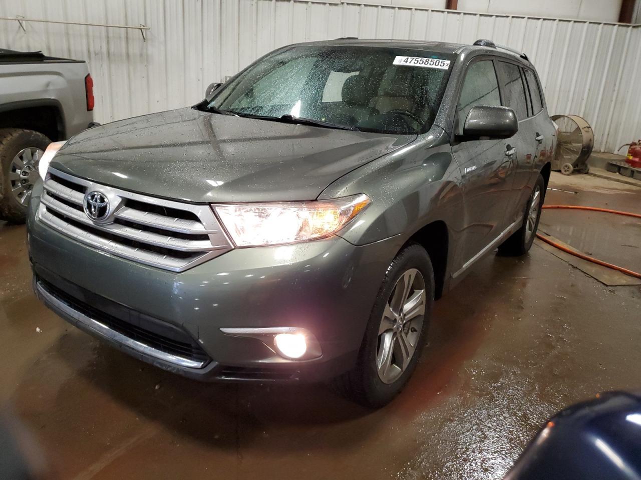 2011 TOYOTA HIGHLANDER