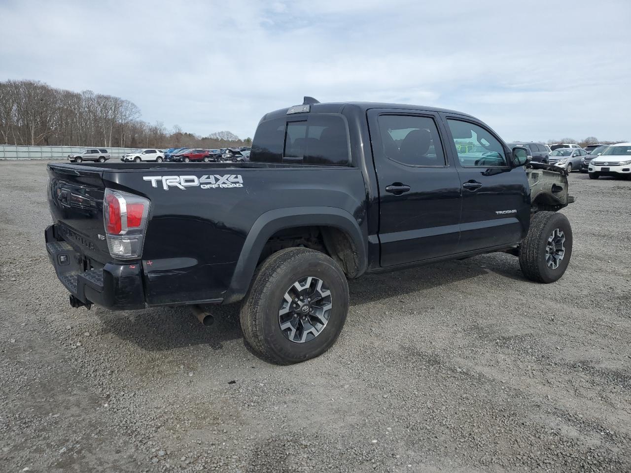 2023 TOYOTA TACOMA DOU - Фото 3