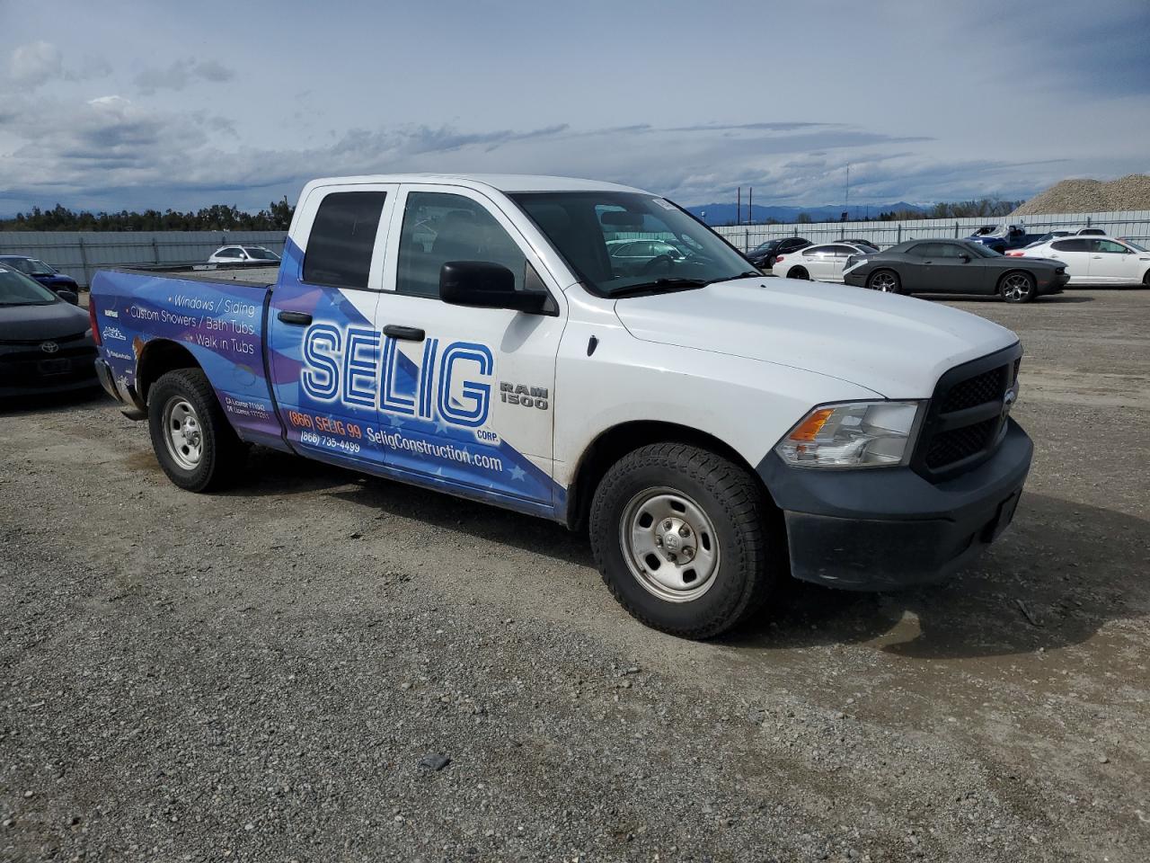 2017 RAM 1500 ST - Image 4