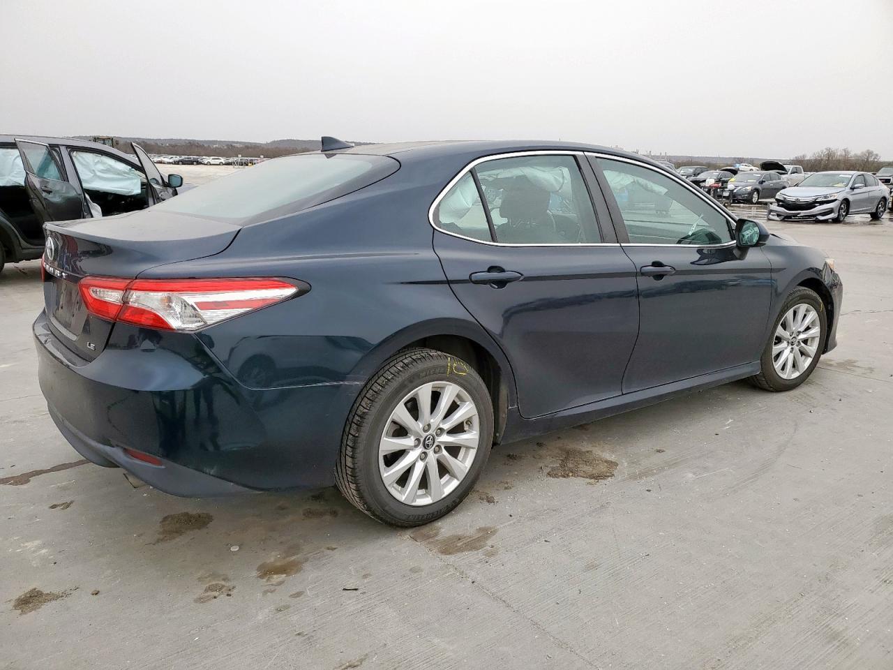 2019 TOYOTA CAMRY L - Image 3