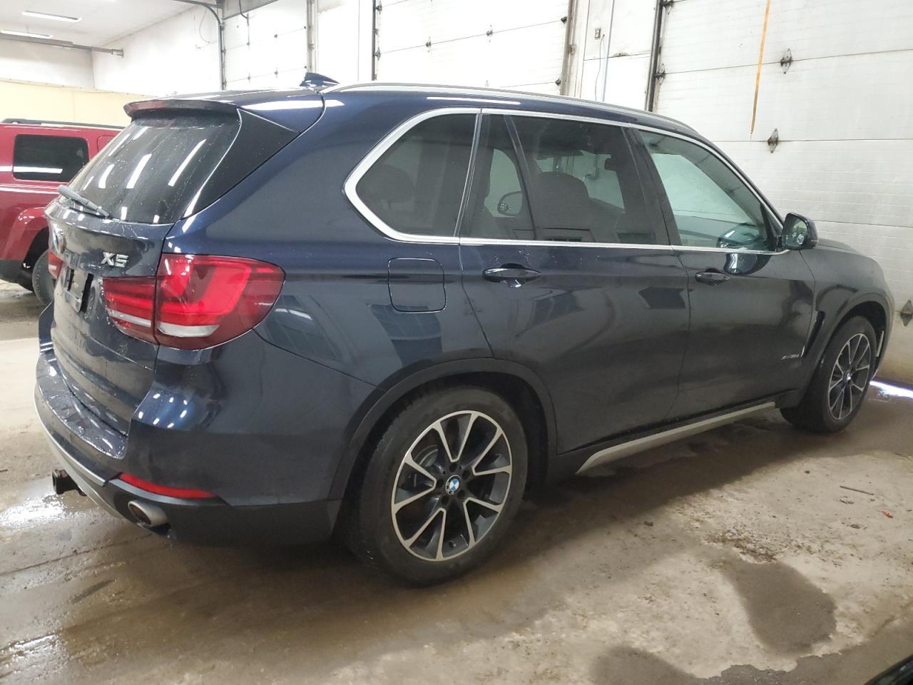 2016 BMW X5 XDRIVE3 - Фото 3
