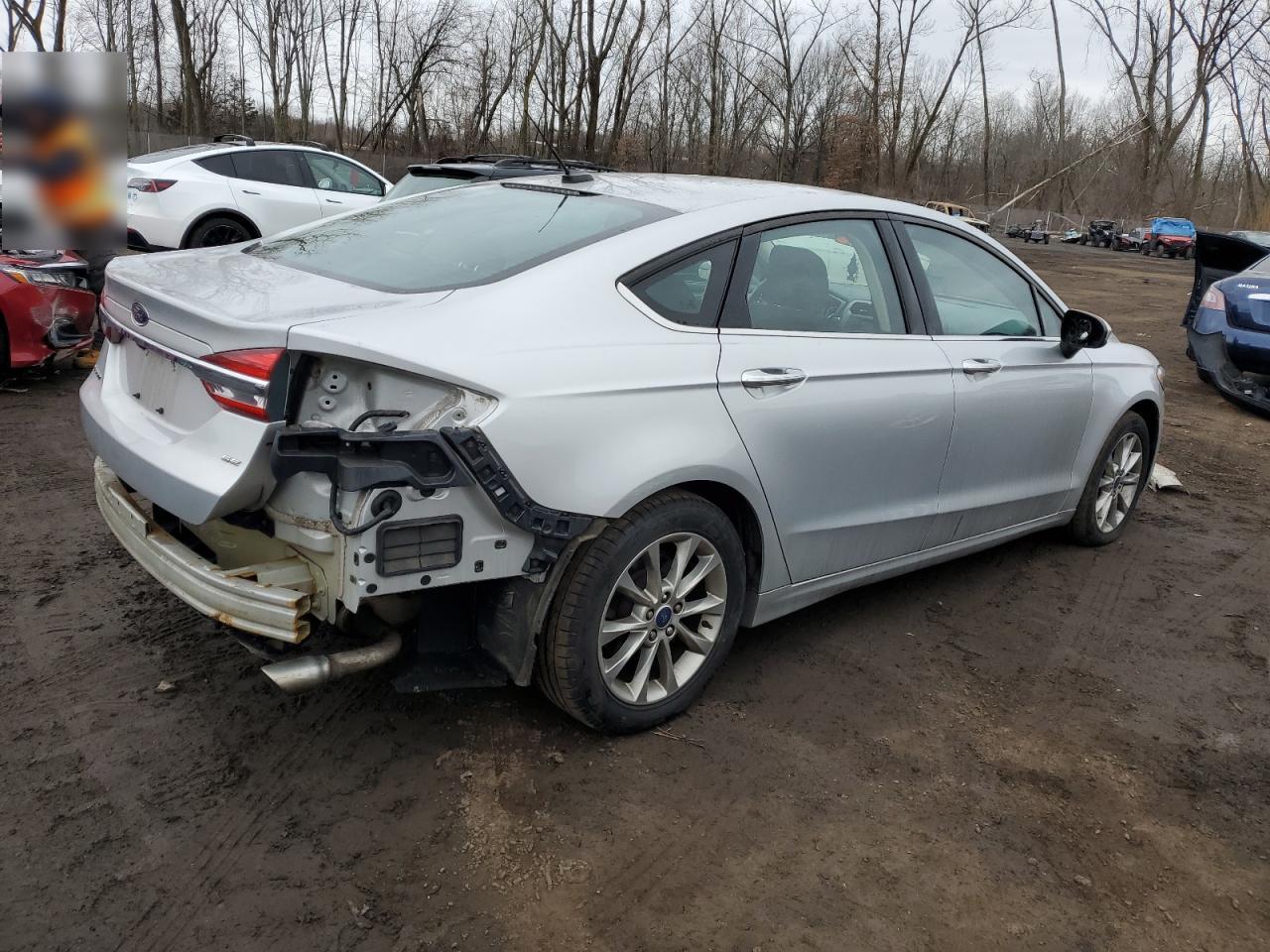 2017 FORD FUSION SE - Фото 3