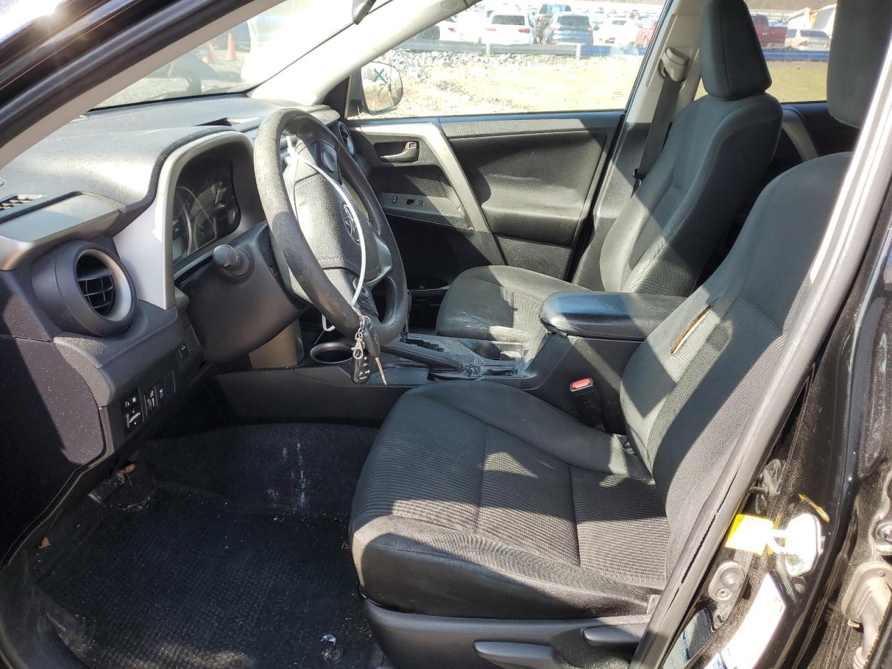 2014 TOYOTA RAV4 LE - Image 7