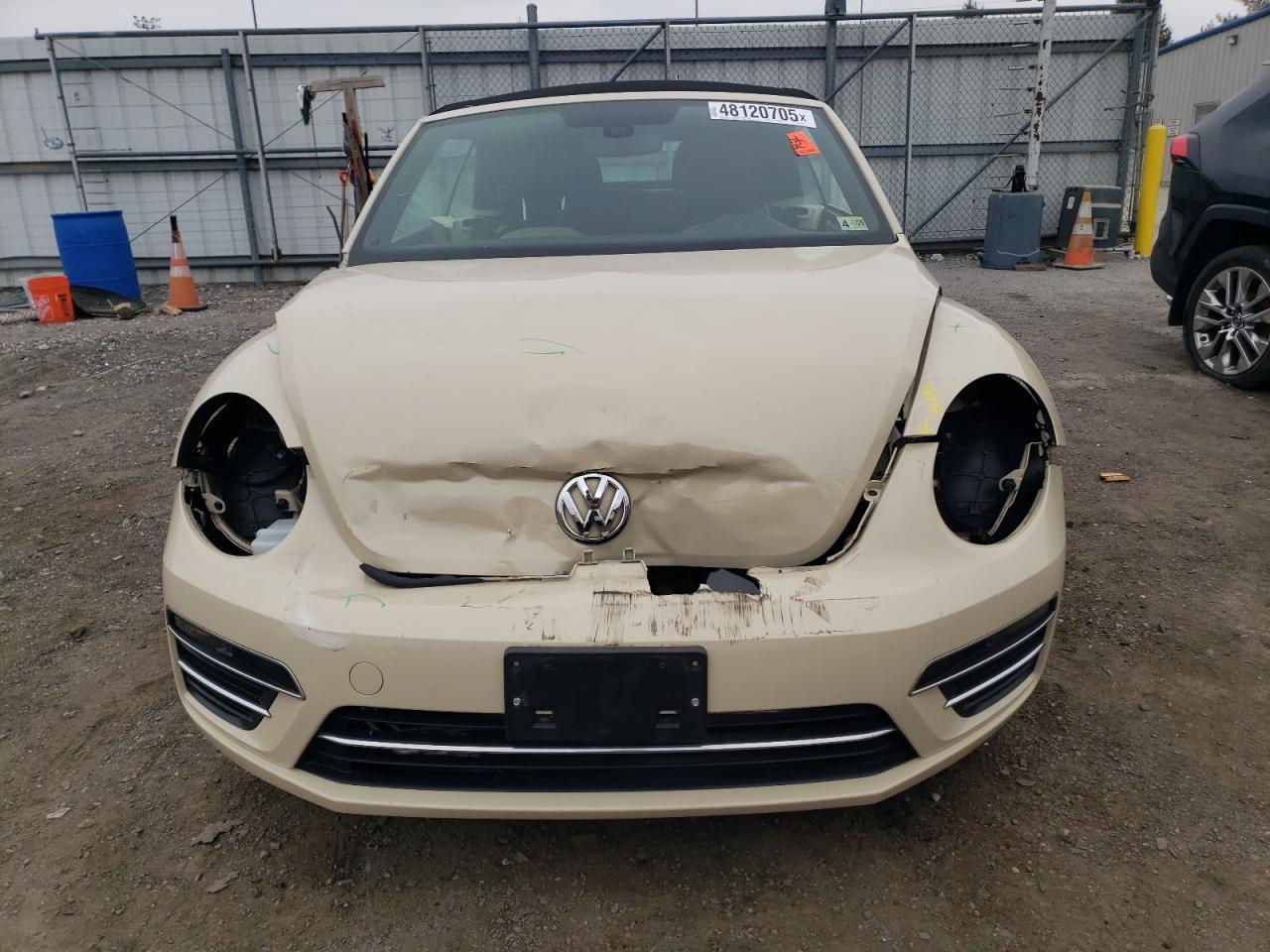 2019 VOLKSWAGEN BEETLE S - Фото 5