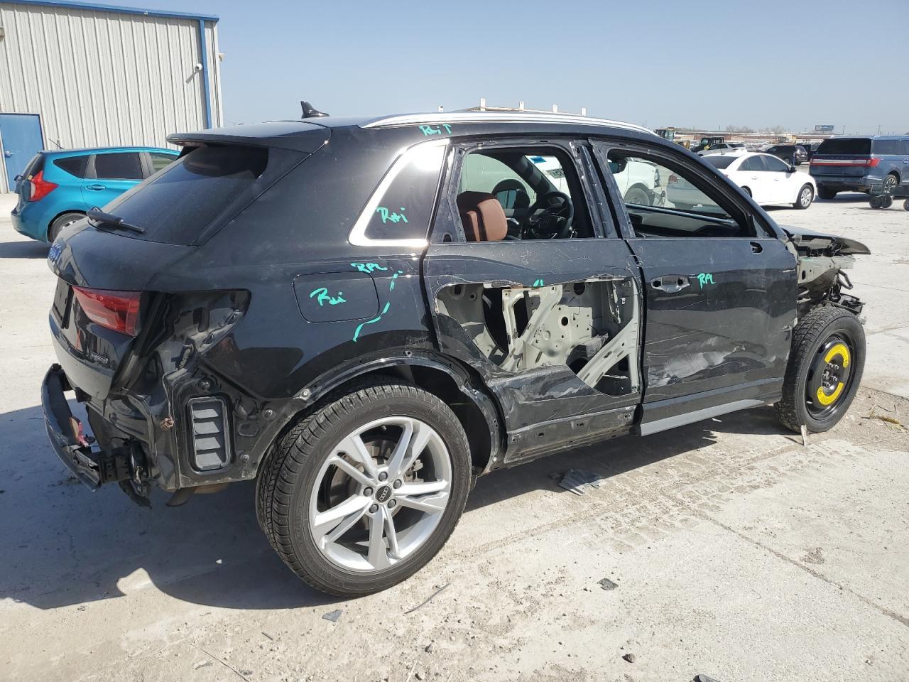 2022 AUDI Q3 PREMIUM - Фото 3