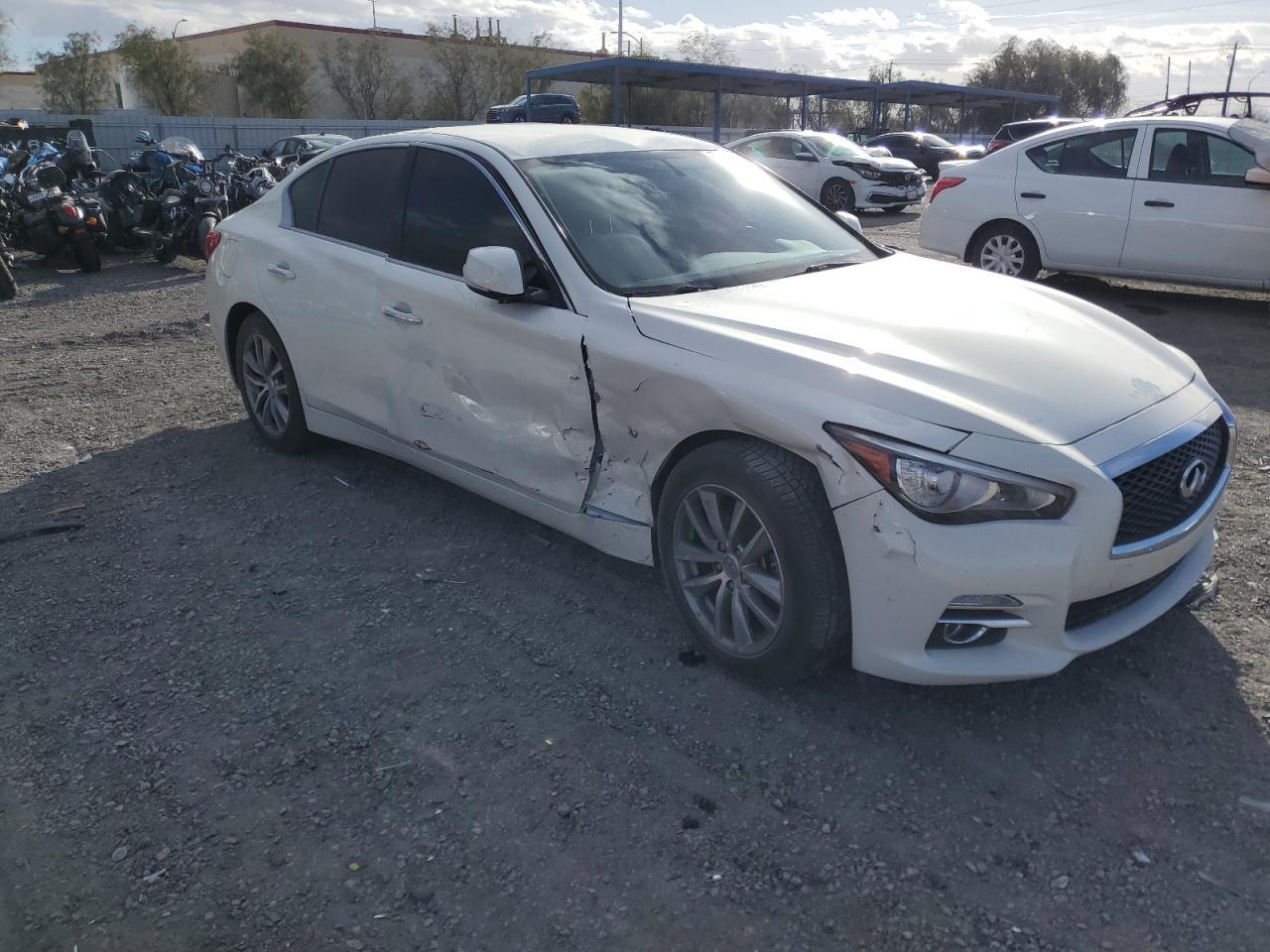 2015 INFINITI Q50 BASE - Image 4