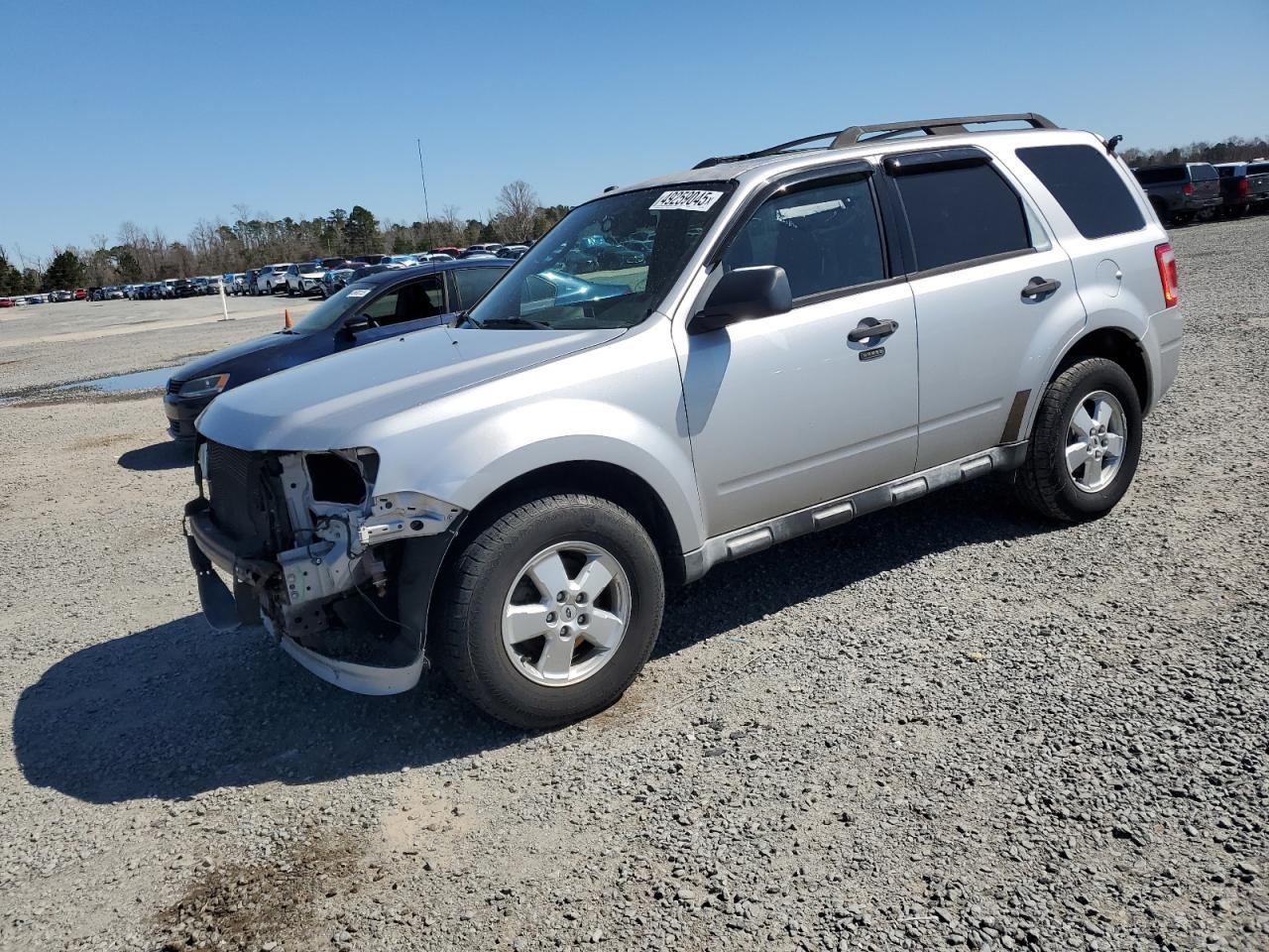 2010 FORD ESCAPE XLT