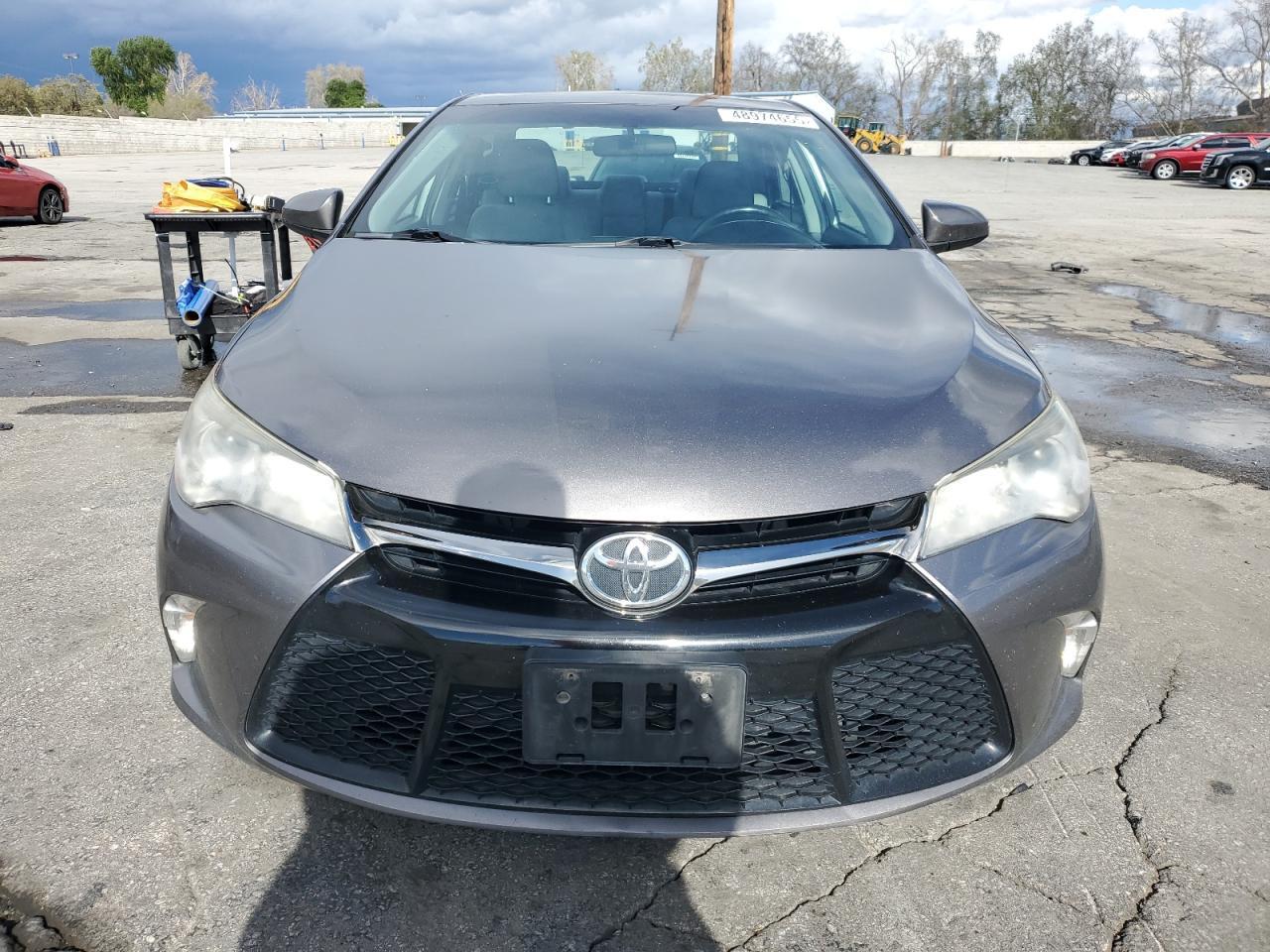 2017 TOYOTA CAMRY LE - Фото 5