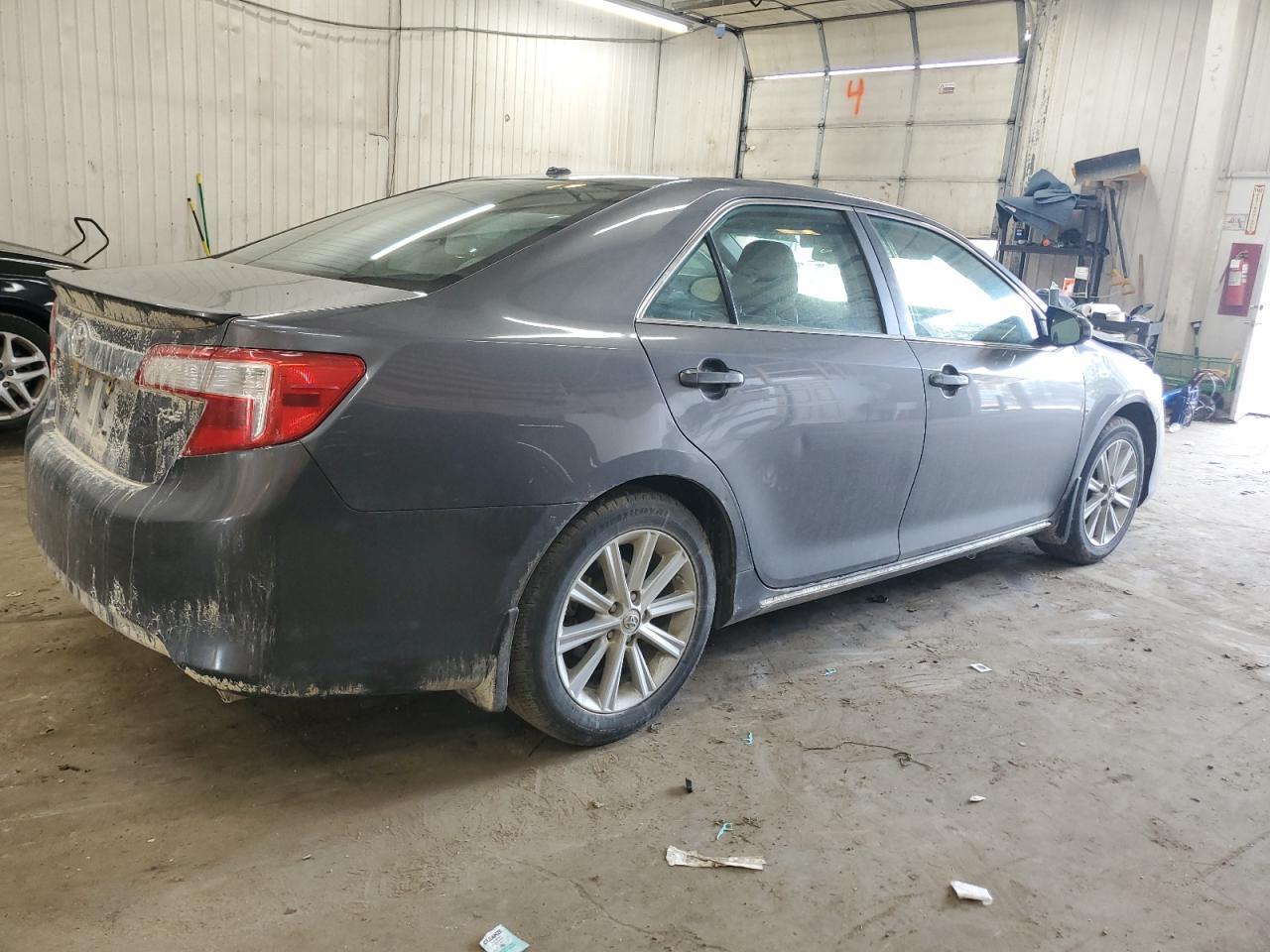 2014 TOYOTA CAMRY L - Image 3