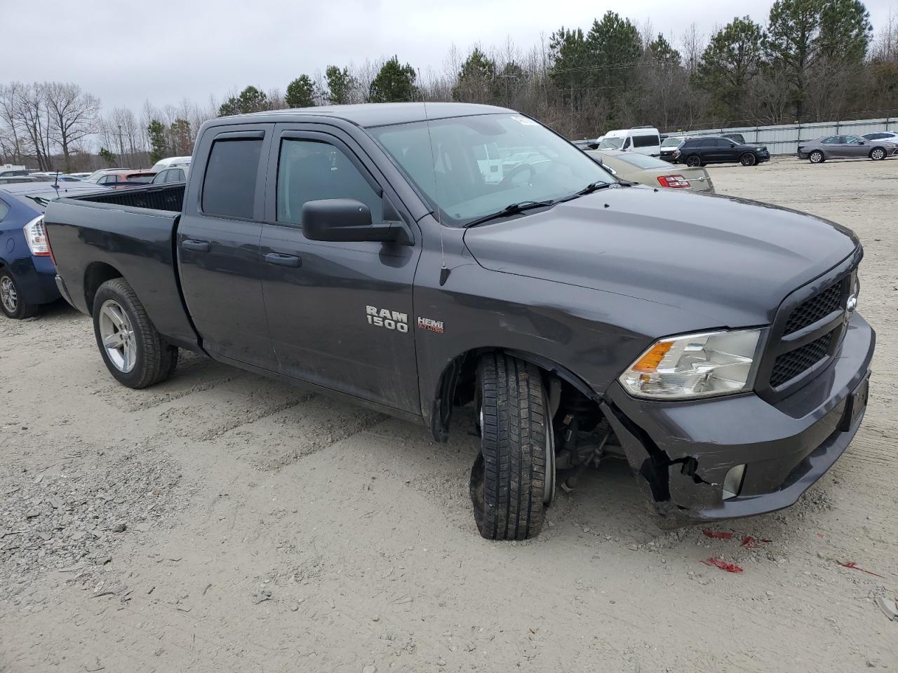 2018 RAM 1500 ST - Image 4