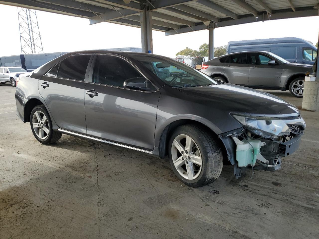 2012 TOYOTA CAMRY BASE - Фото 4
