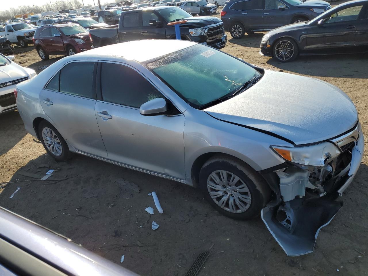 2012 TOYOTA CAMRY BASE - Фото 4