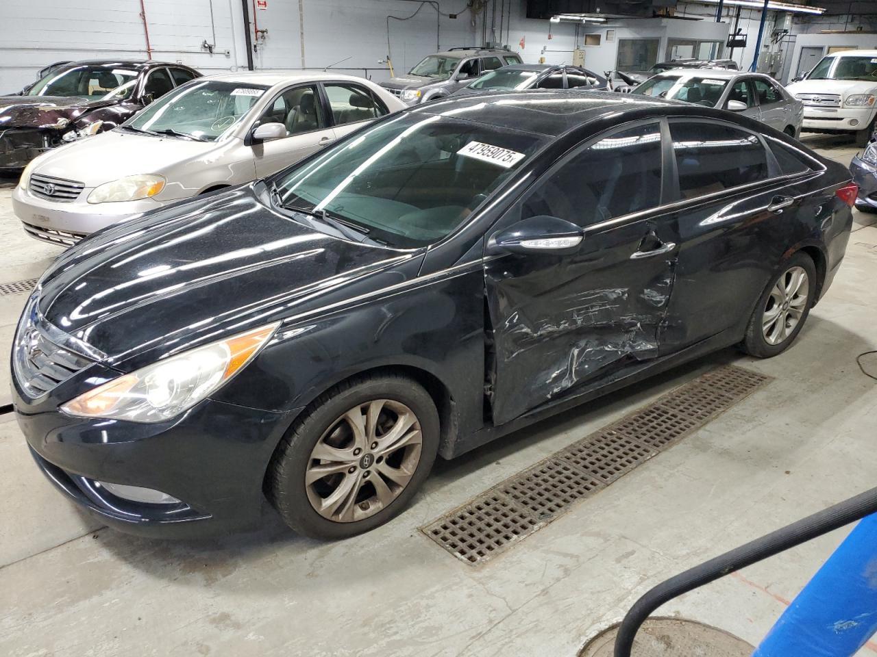 2011 HYUNDAI SONATA SE