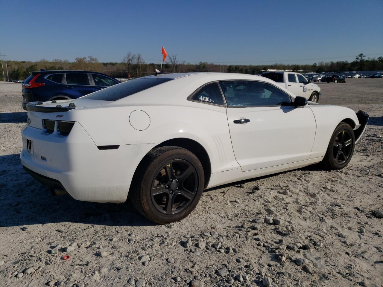 2011 CHEVROLET CAMARO LT - Image 3