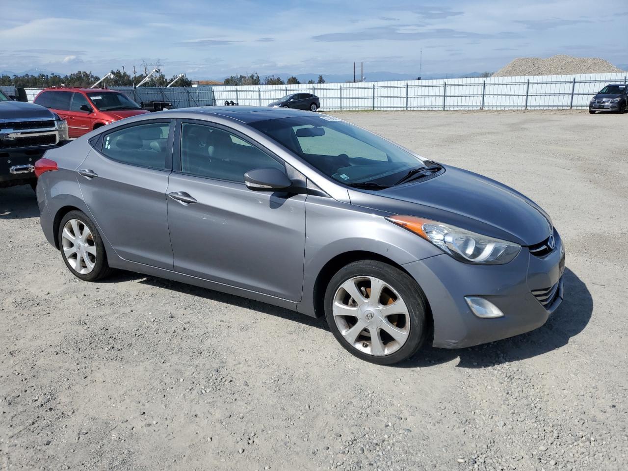 2011 HYUNDAI ELANTRA GL - Image 4