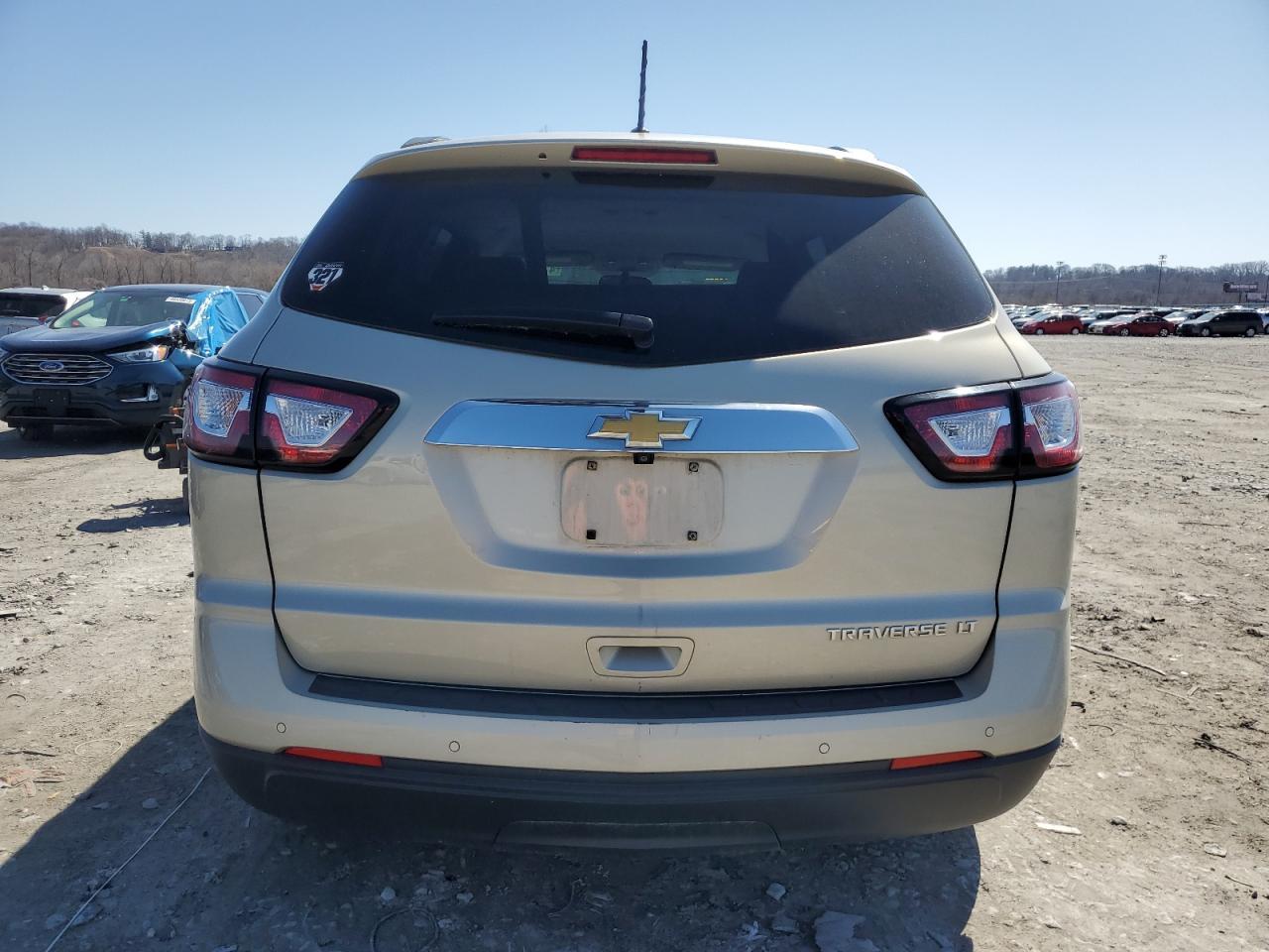2015 CHEVROLET TRAVERSE L - Image 6