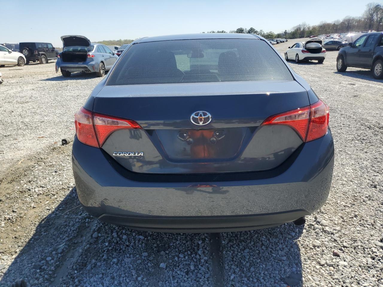 2018 TOYOTA COROLLA L - Image 6