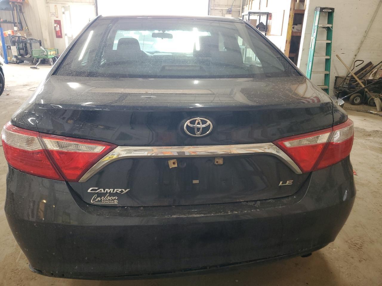 2016 TOYOTA CAMRY LE - Фото 6